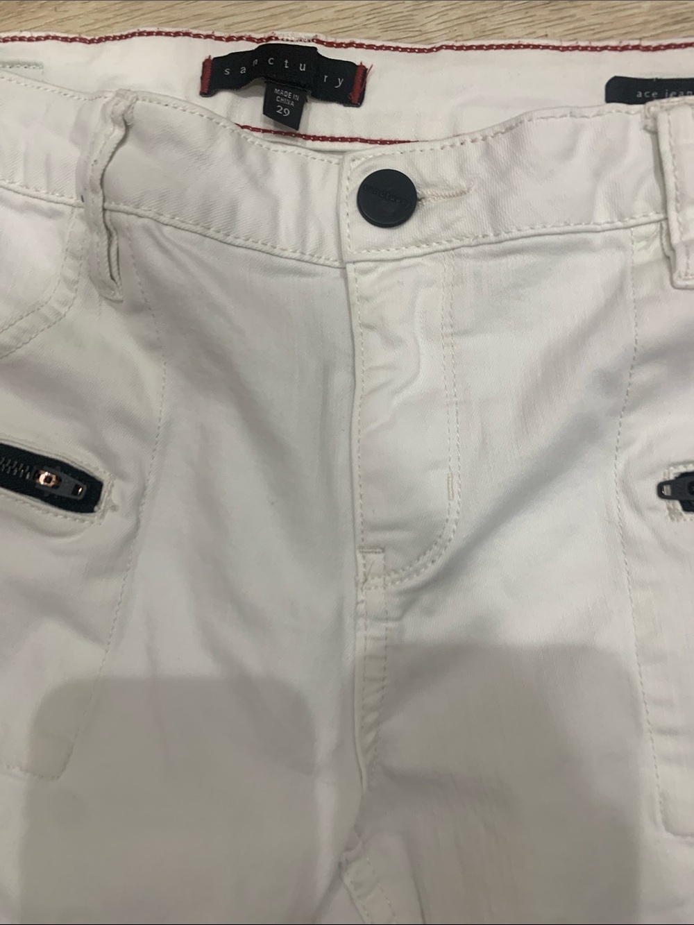 Sanctuary Womans White Stretch Jeans with Zipper Accent